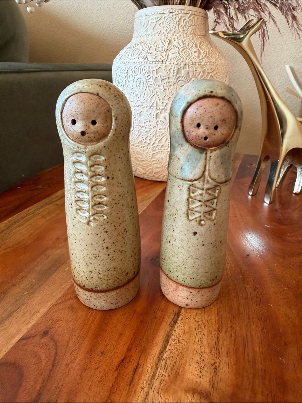 Vtg Stoneware Lisa Larson 
Man Women Salt & Pepper Shakers
